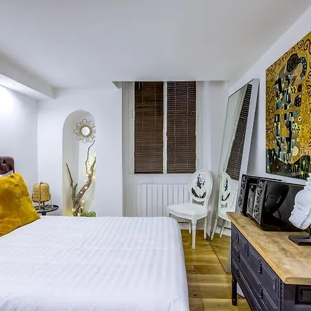 Artist Loft Duplex Jack Sparrow Air Conditionne Et Parking Apartmán *